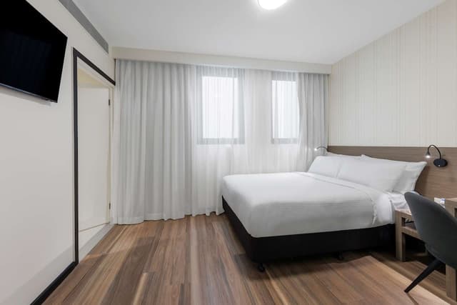 Standard Room, 1 Double Bed, Accessible, Non Smoking