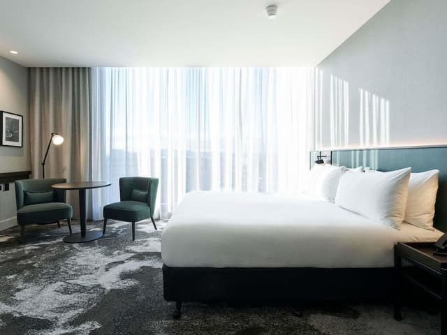 Superior Room, 1 Queen Bed, Accessible