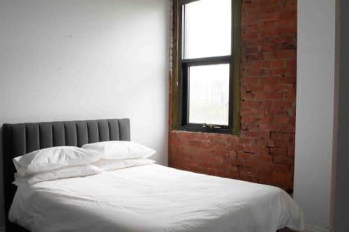 Queen Room with Private External Bathroom