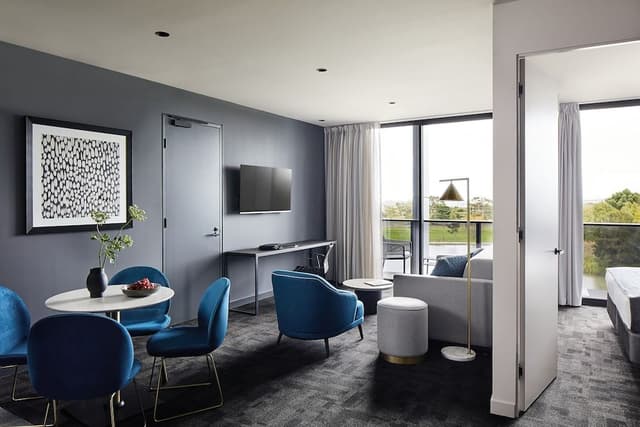 One Bedroom Apartment