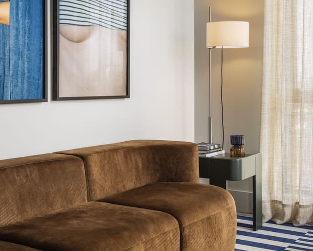 Suite (Spot)