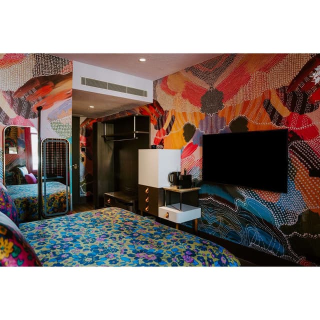 KING HERITAGE ROOM