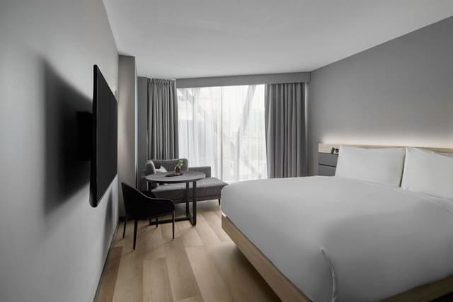 Superior Room, 1 King Bed (View)