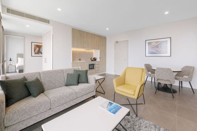 1 Bedroom Altitude Suite