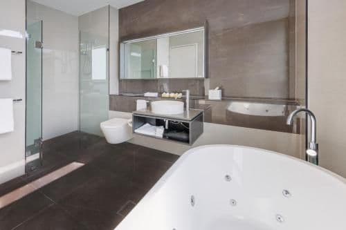 3 Bedroom Bayview Penthouse