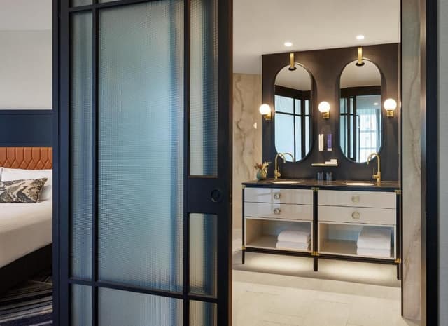 Balcony Suite