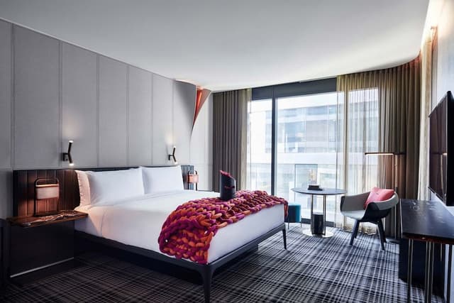 Superior Room, 1 King Bed, Non Smoking