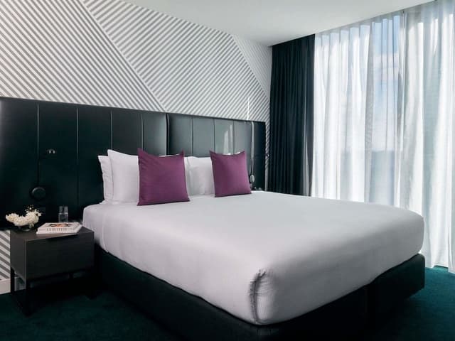 Superior Room, 1 King Bed