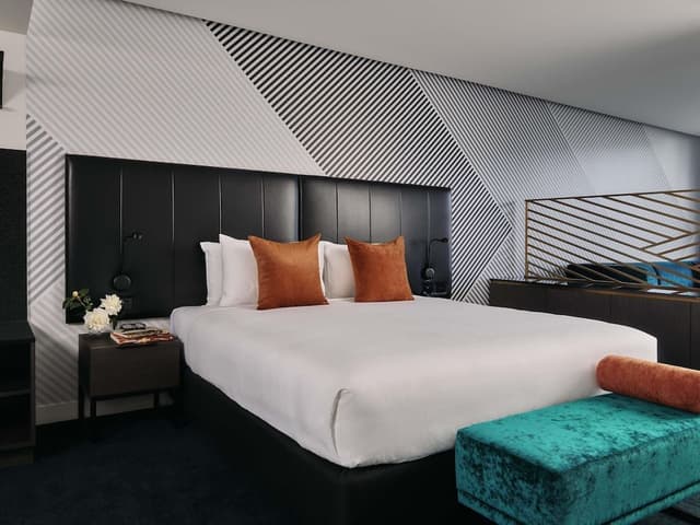 Superior Suite, 1 King Bed