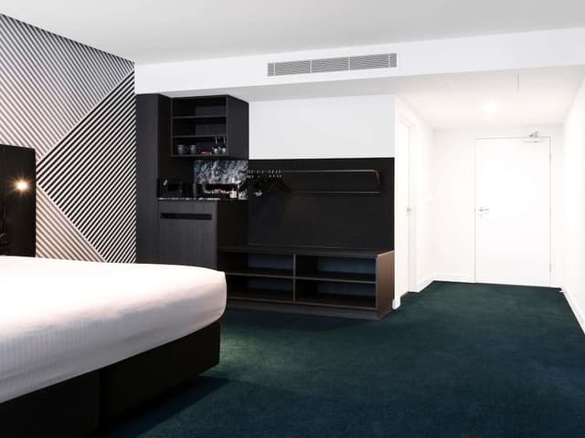 Superior Room, 1 King Bed, Accessible