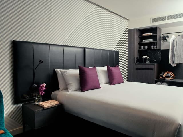 Superior Room, 1 King Bed