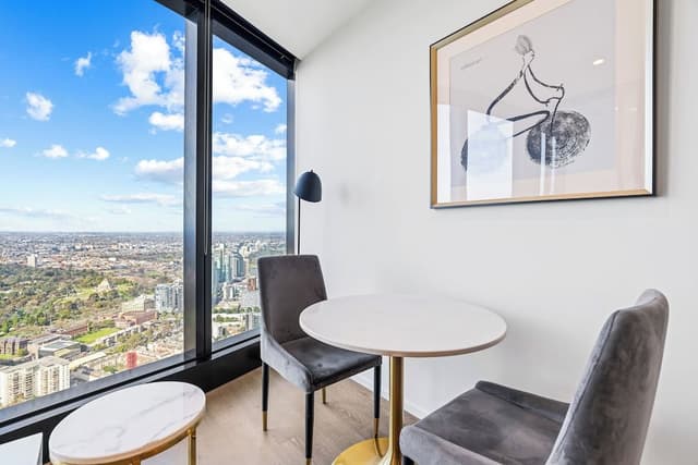 One Bedroom Apartment - Sky High