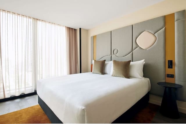 Skyline View Plus Room