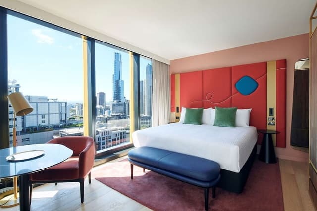 2 Bedroom Interconnecting - Altitude Room