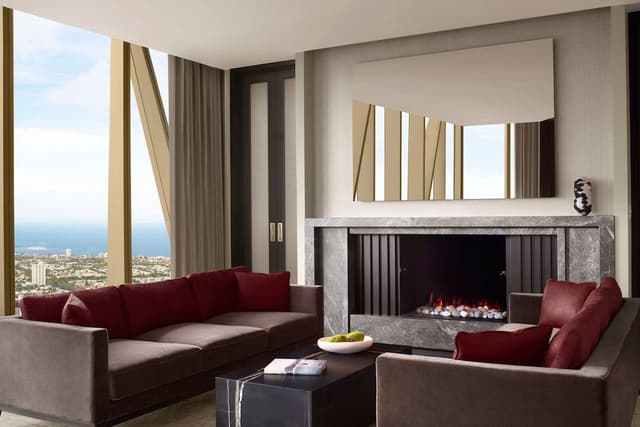 1 Bedroom King Suite with Bay Views