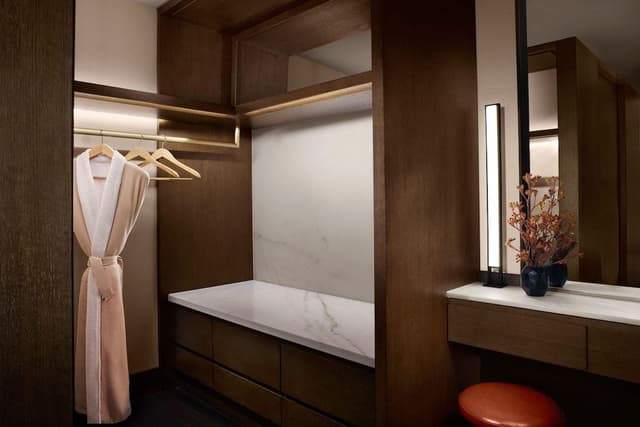 1 Bedroom Executive Suite