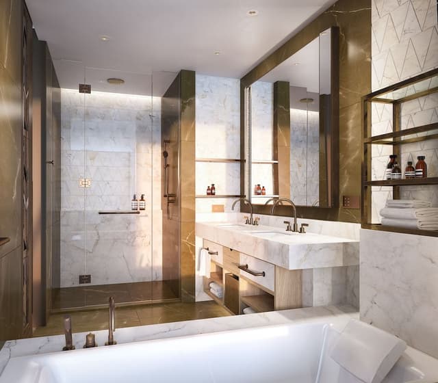 Panoramic King Room City View