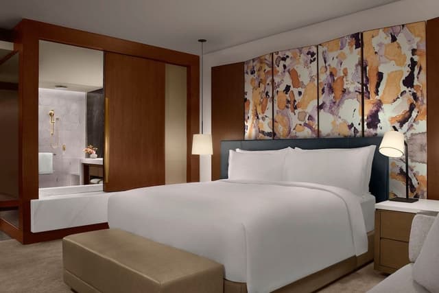 1 Bedroom Club Suite