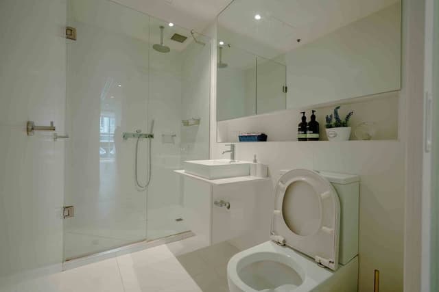 Family Apartment, 2 Bedrooms, 2 Bathrooms, City View (#915)