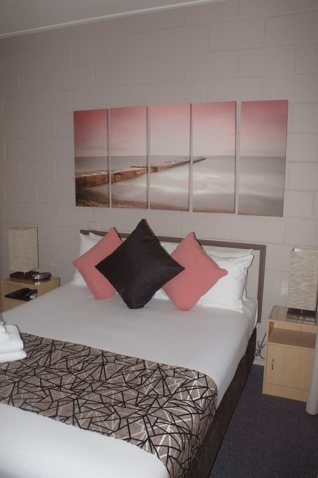 Deluxe Suite, 1 Bedroom, Non Smoking (Deluxe Double Unit)