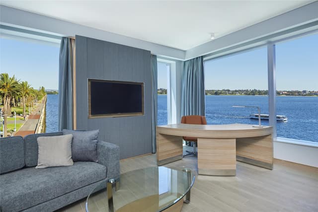 KING PREMIER RIVER VIEW