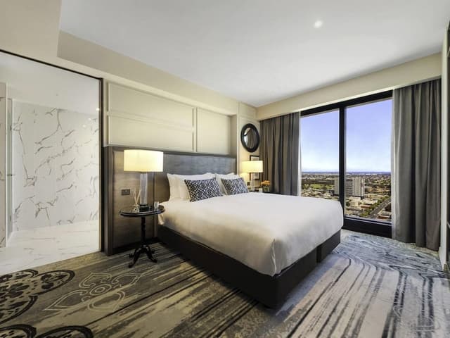 Club Suite, 1 King Bed, Club Lounge Access (Prestige)