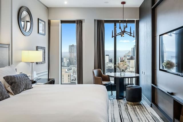 Superior Room, 1 King Bed