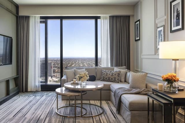 Club Suite, 1 King Bed, Club Lounge Access (Prestige)