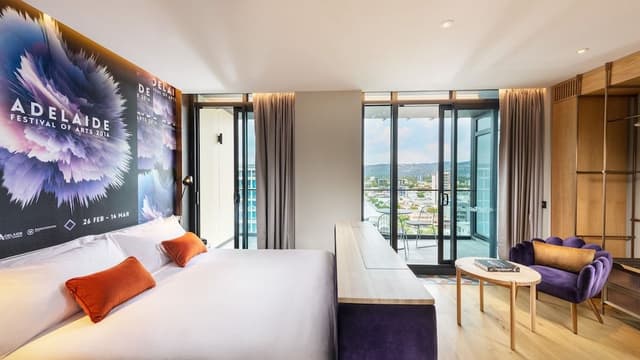Suite, 1 Bedroom, Balcony