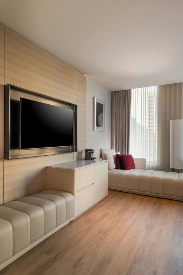 Executive Room, 1 King Bed