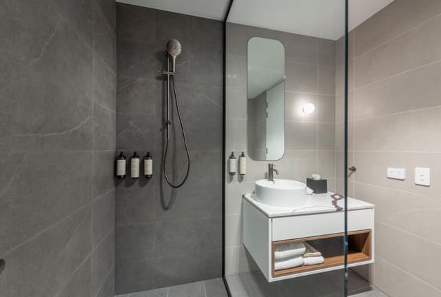 Deluxe Hotel Room