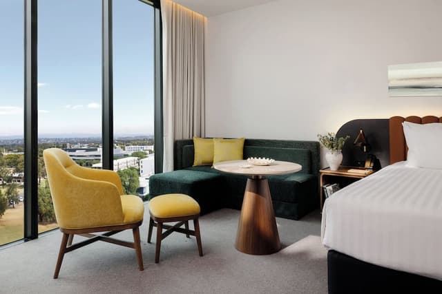 Premium Room, 1 King Bed, Kitchenette