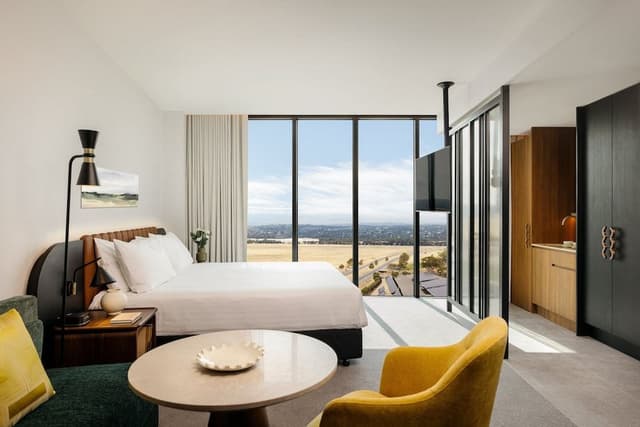 Premium Room, 1 King Bed, Kitchenette