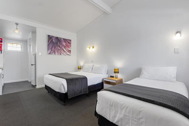 Standard Family Room with Free Wifi and Parking