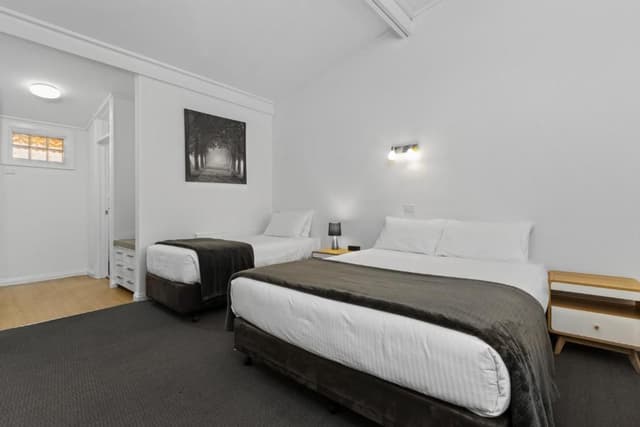 Standard Family Room with Free Wifi and Parking