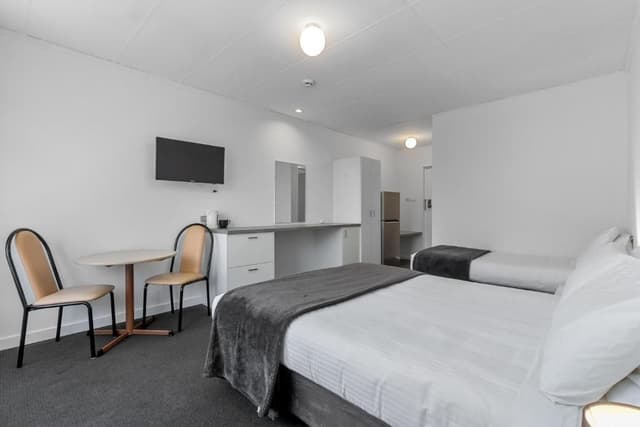 Standard Double Room with Free Wifi and Parking