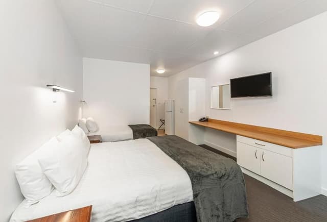 Standard Double Room with Free Wifi and Parking
