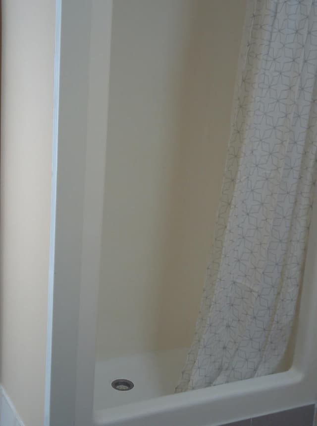 Twin Bed Guest Room