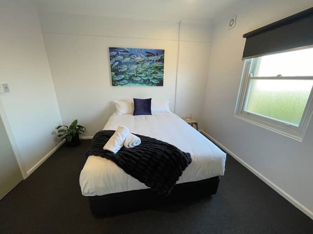Double Room (Shared Bathroom)