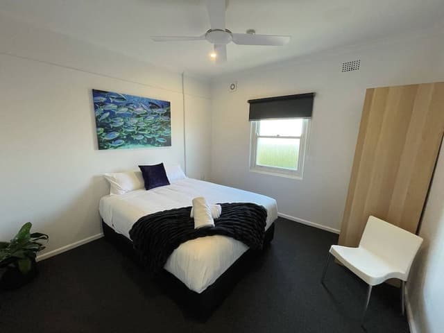 Double Room (Shared Bathroom)