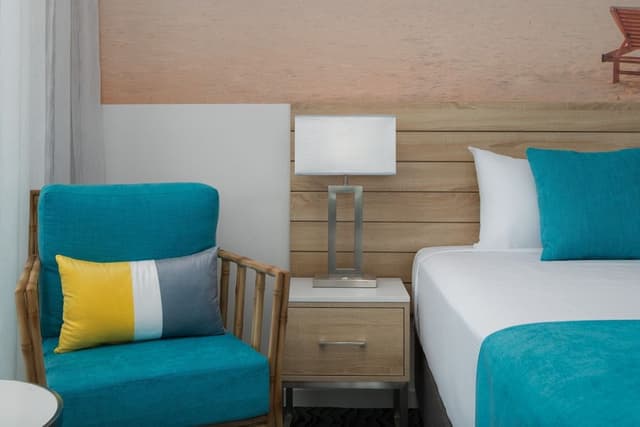 Deluxe Room (Coastal)