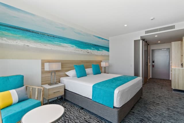 Deluxe Room (Coastal)