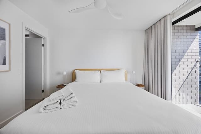 Deluxe Apartment, 2 Bedrooms, Partial Ocean View