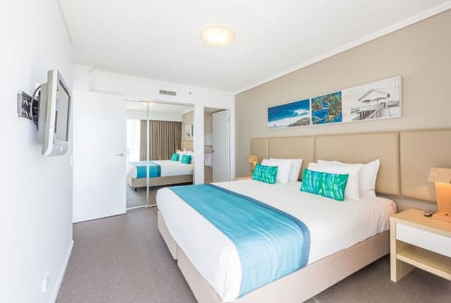 2 Bedroom Apartment, Low Floor