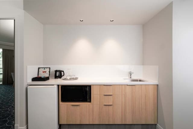 Suite, 1 King Bed
