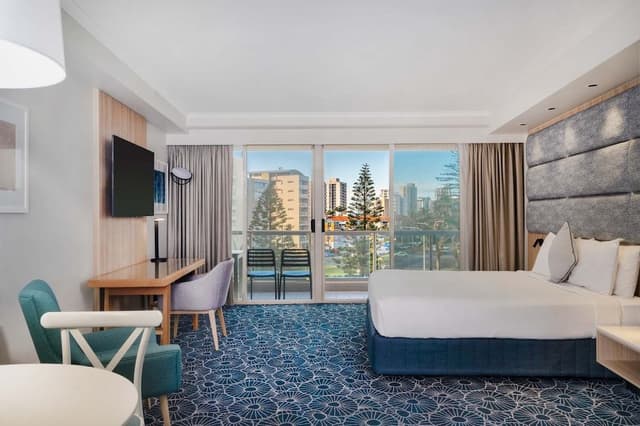 Suite, 1 King Bed