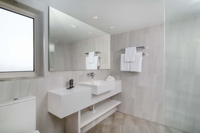 Suite, 1 King Bed