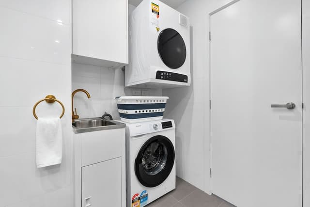 Room, 1 Bedroom (Urban View)