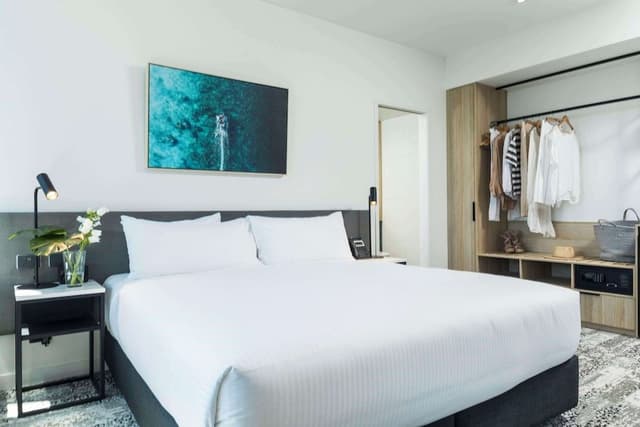 Deluxe Room - No Housekeeping