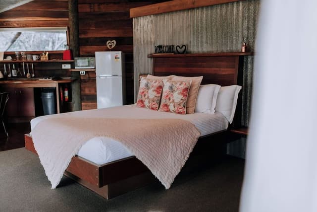 Signature Cabin
